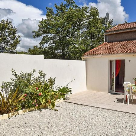 2 Bedroom Lovely Home In St Avaugourd Des Lande Saint-Avaugourd-des-Landes Екстер'єр фото