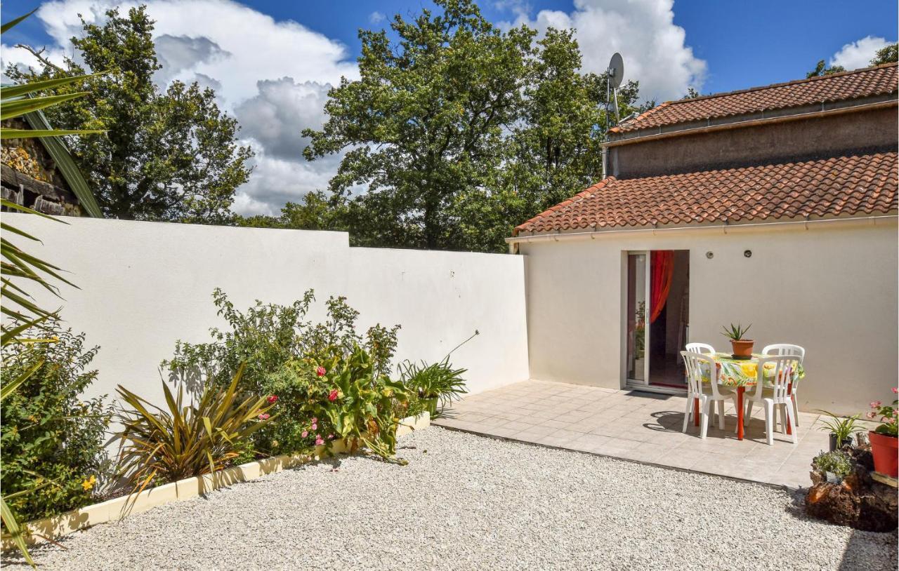 2 Bedroom Lovely Home In St Avaugourd Des Lande Saint-Avaugourd-des-Landes Екстер'єр фото